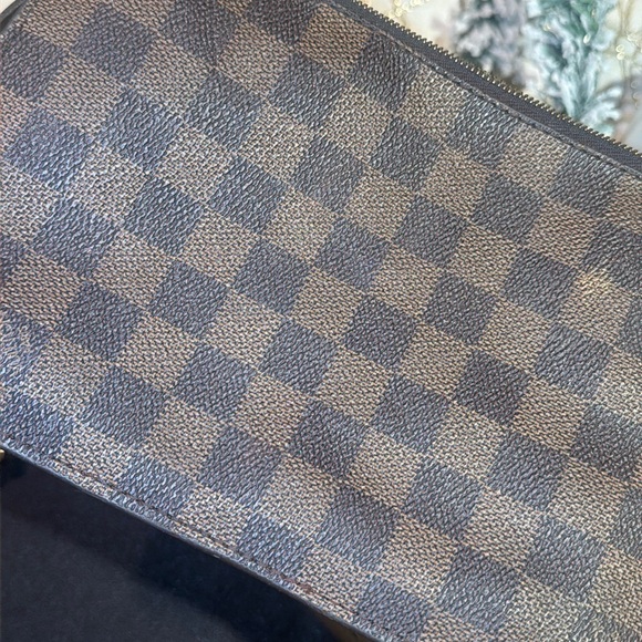 Louis Vuitton Brown Checkered Clutch - Picture 6 of 8